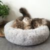 MIX4.8kgのロイくん(右)と5.8kgのサラちゃん(左)もグレーを使用