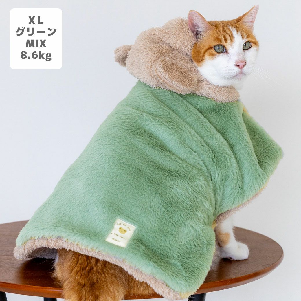 MIX8.6kg(首25/胴54/丈34cm)のゆづるくんはグリーンのXLを着用