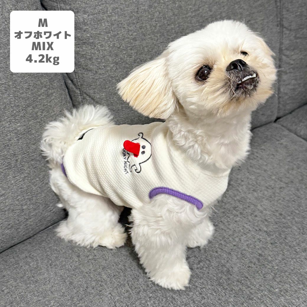 MIX4.2kg(首24/胴38/丈30cm)のとろろくんはオフホワイトのMを着用